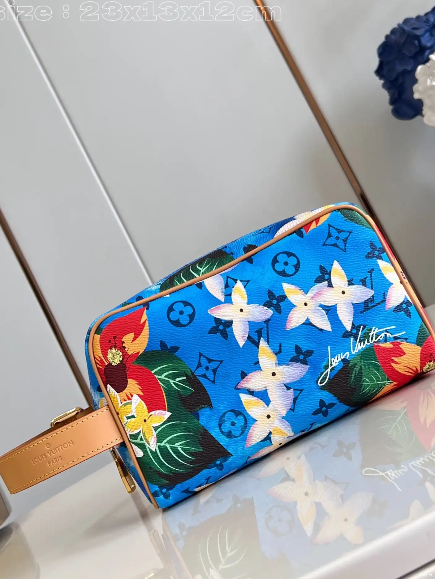 VUITTON LOUIS DOPP bag-23*13*12CM LOCKER KIT 0502